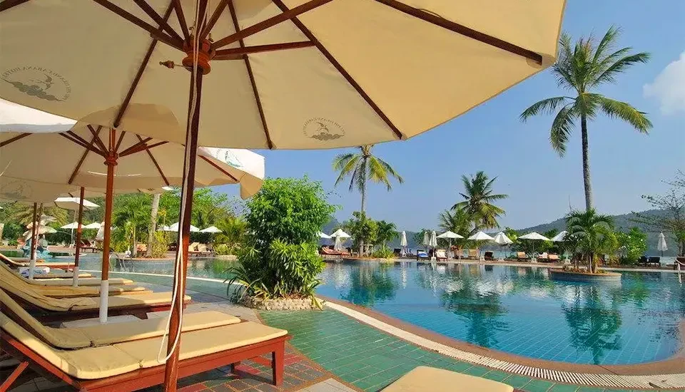 هتل فی فی آیلند کابانا